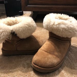 UGG Australia classic short boots chestnut